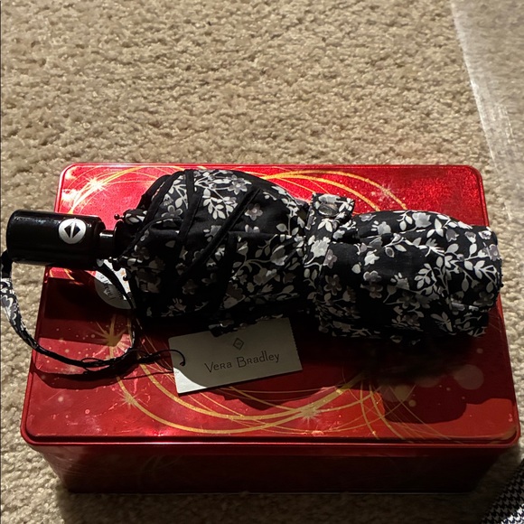 Vera Bradley Black and White Floral Umbrella - Picture 1 of 4